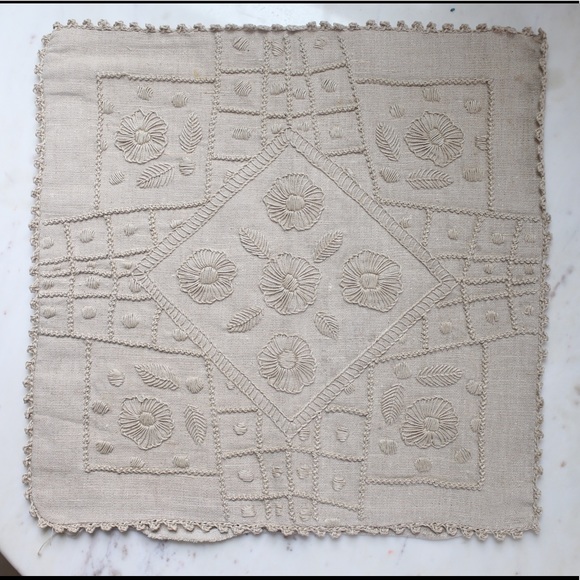 Two linen boho chic pillow covers - Picture 5 of 7